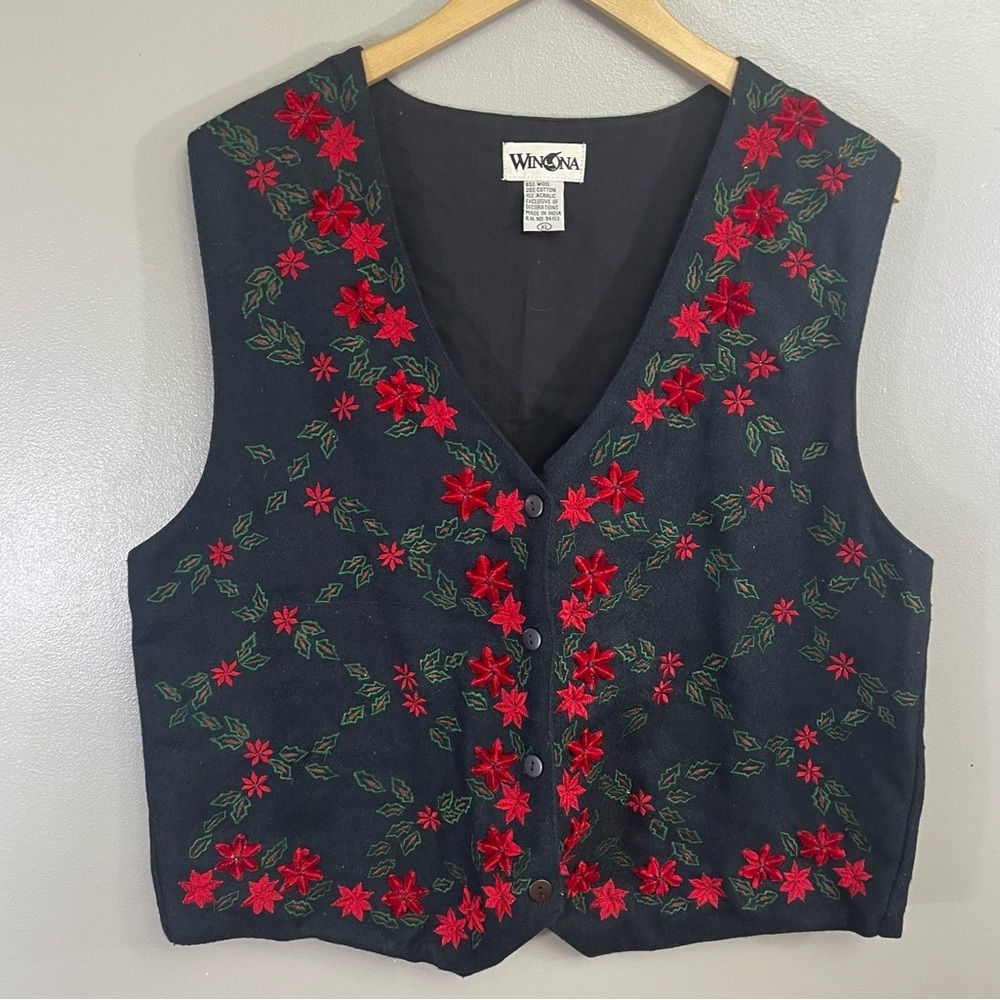 Winona Christmas Vest Size XL floral wool blend Cottagecore